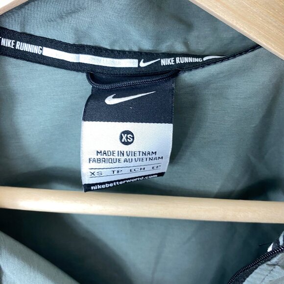 Nike Green Windbreaker Size X-Small - Picture 3 of 7